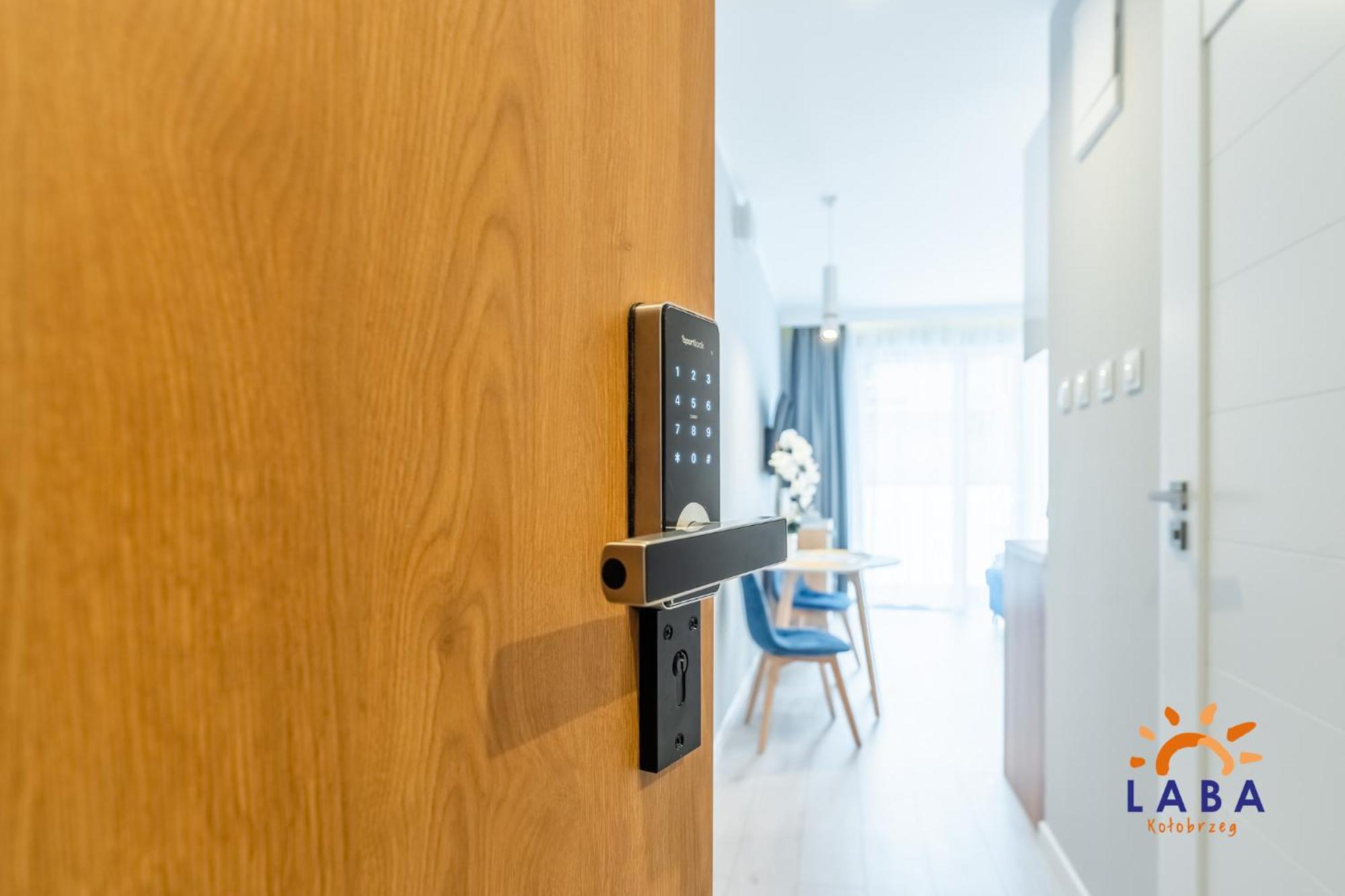 Laba Kolobrzeg Apartamenty Kasprowicza 20Ab Buitenkant foto