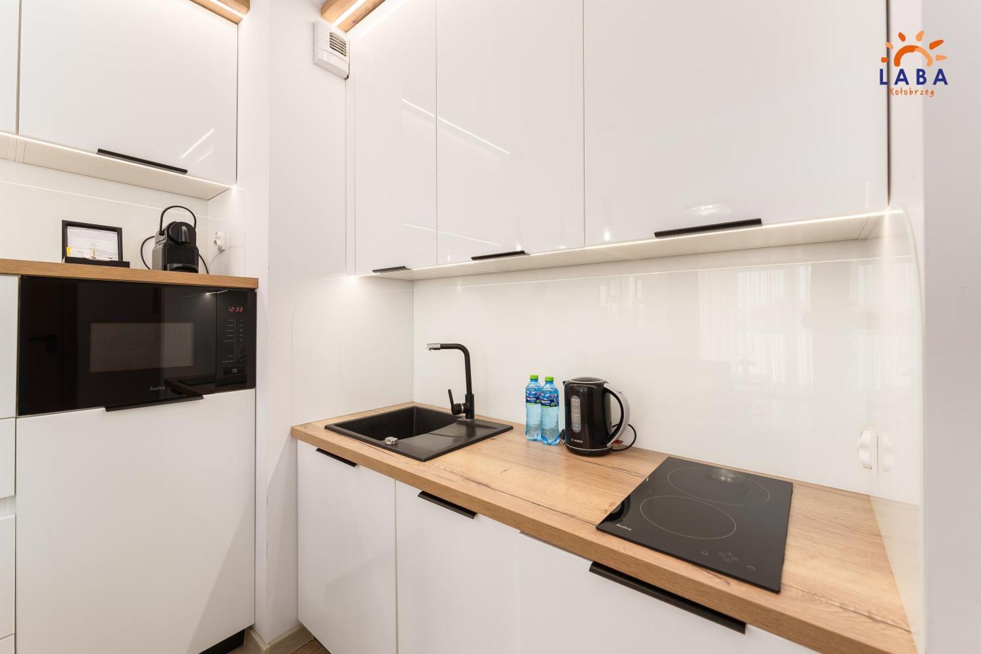 Laba Kolobrzeg Apartamenty Kasprowicza 20Ab Buitenkant foto