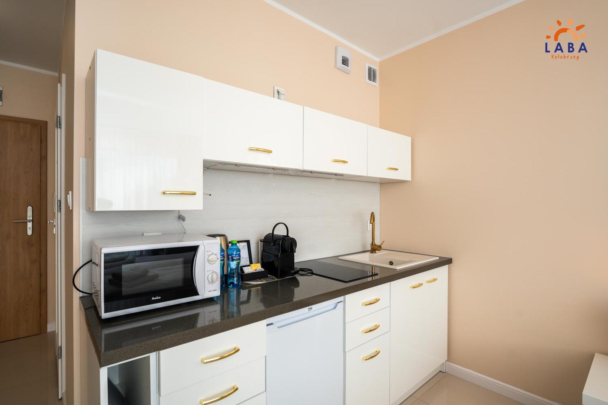 Laba Kolobrzeg Apartamenty Kasprowicza 20Ab Buitenkant foto