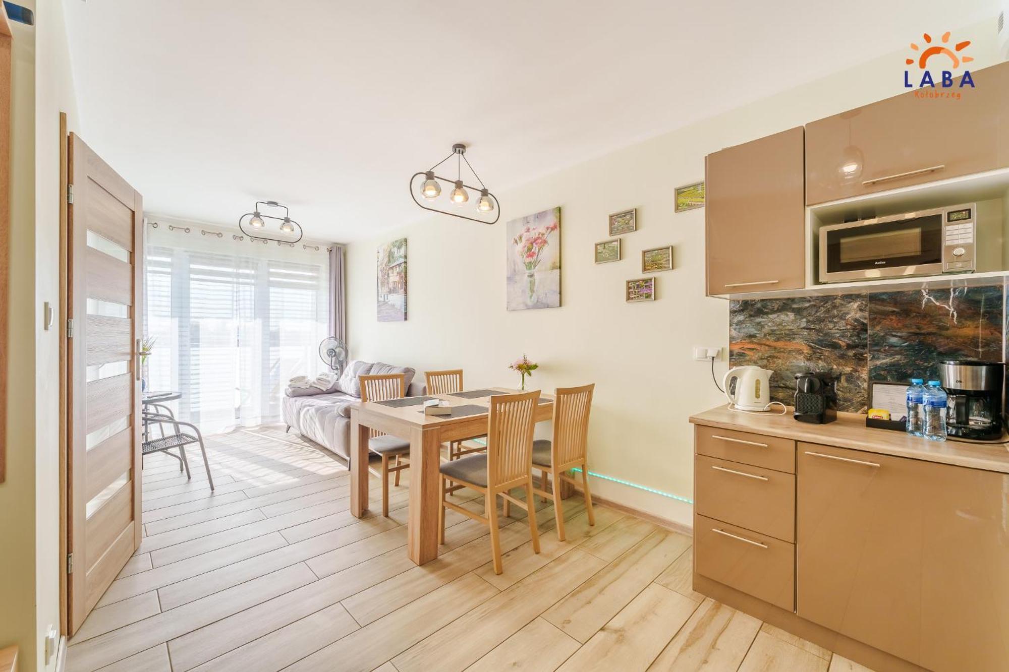 Laba Kolobrzeg Apartamenty Kasprowicza 20Ab Buitenkant foto