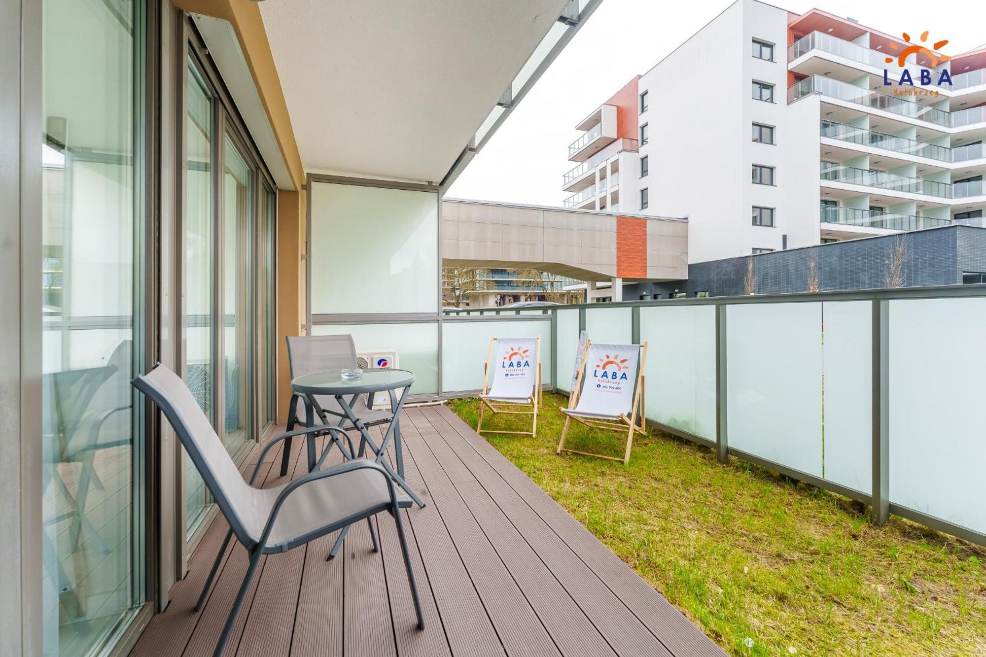 Laba Kolobrzeg Apartamenty Kasprowicza 20Ab Buitenkant foto