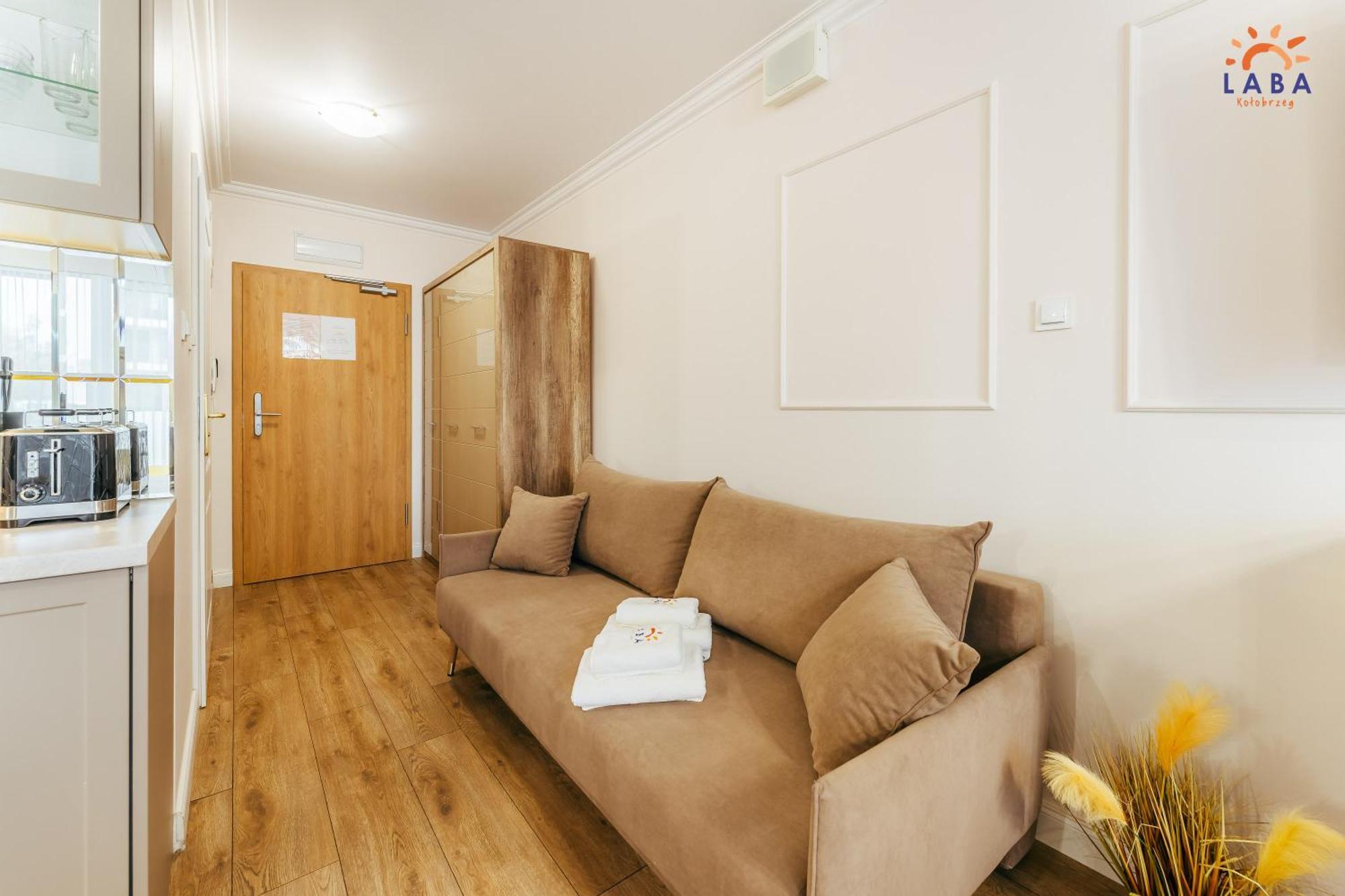 Laba Kolobrzeg Apartamenty Kasprowicza 20Ab Buitenkant foto