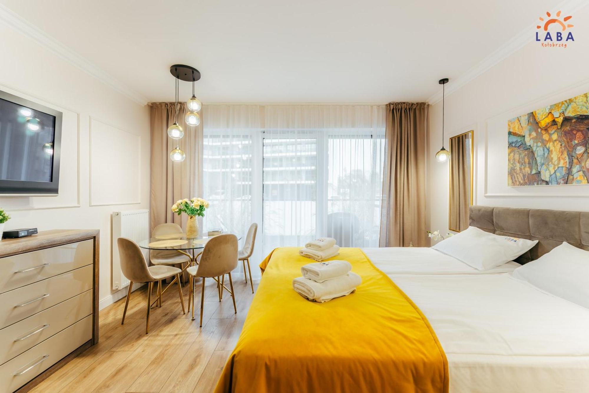 Laba Kolobrzeg Apartamenty Kasprowicza 20Ab Buitenkant foto